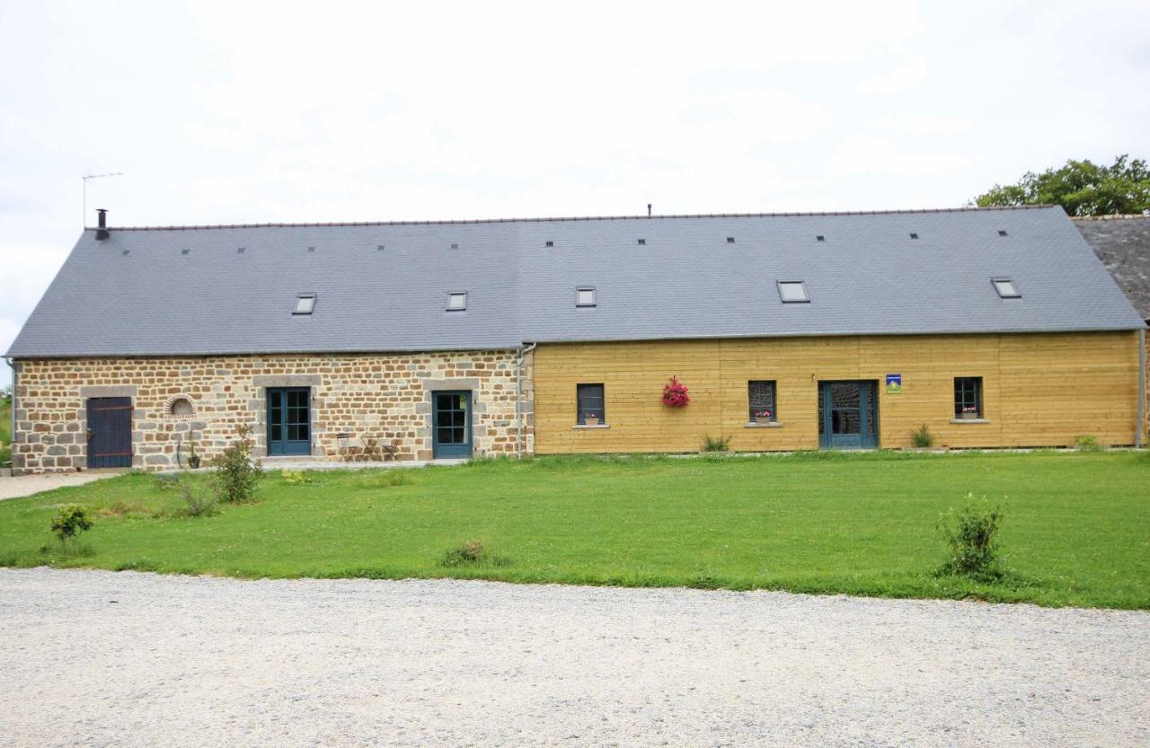 La Corbonniere Bed & Breakfast Geneslay Exterior photo